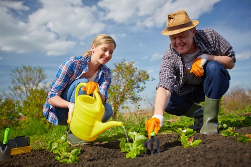 Safe and flexible payment options for Landscapers Hanwell